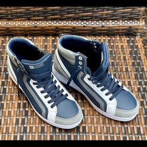 GDEFY by Gravity Defyer size 10.5 Hermosa